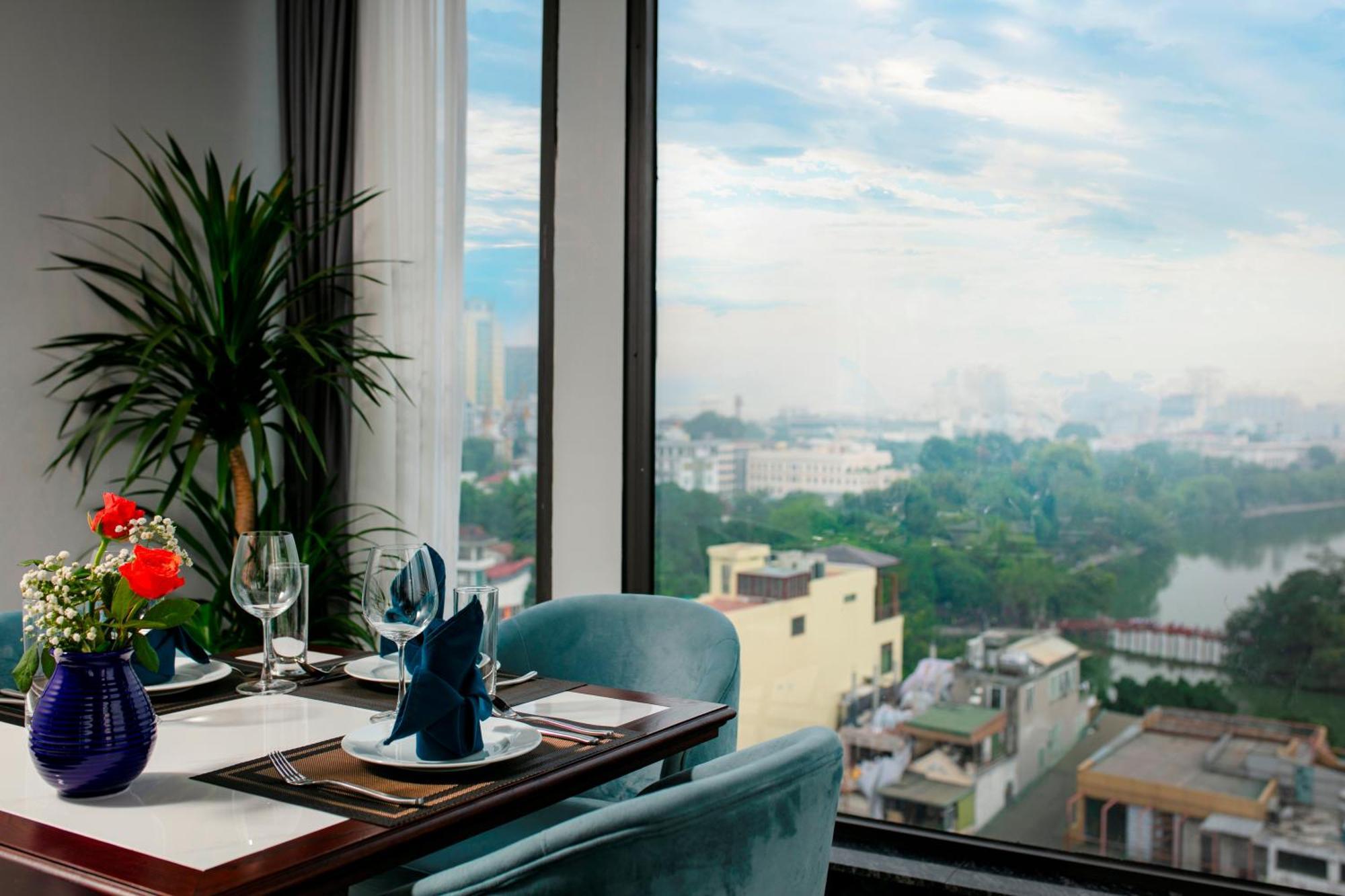 May De Ville Lakeside Hotel Hanoi Exterior photo View from the restaurant