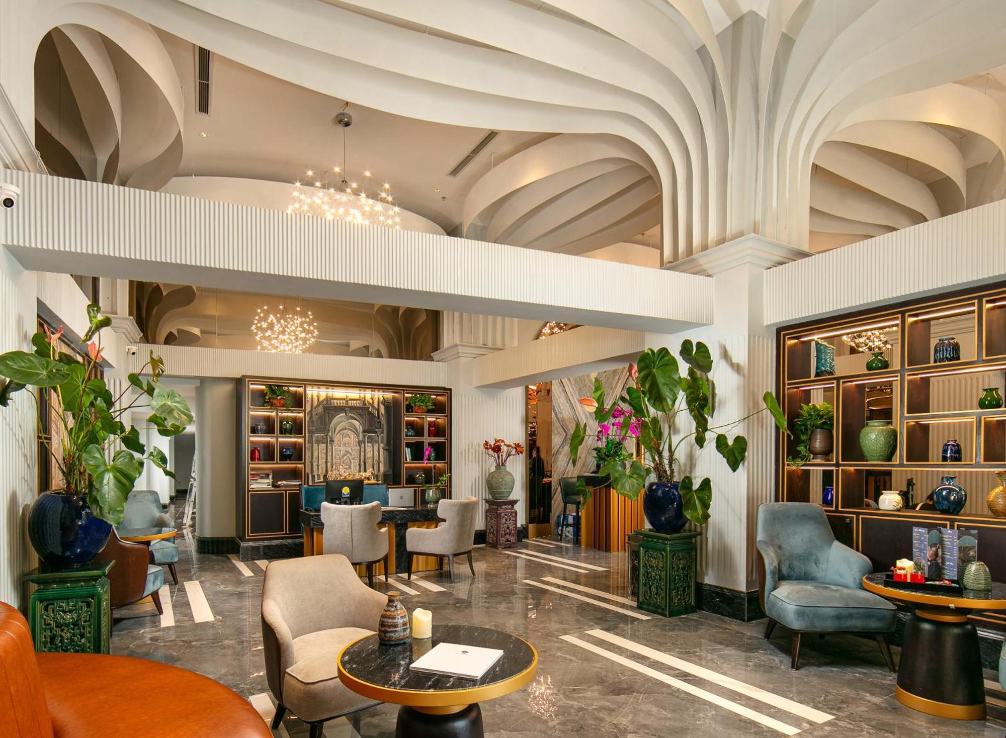 May De Ville Lakeside Hotel Hanoi Exterior photo The Library